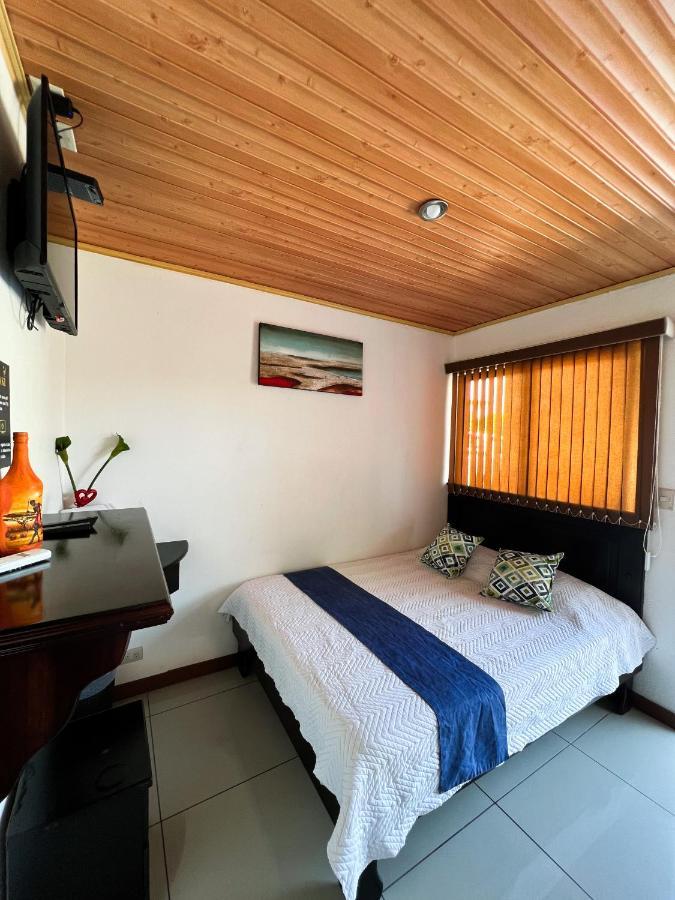 קלדרה Hotel Boutique Meraki מראה חיצוני תמונה
